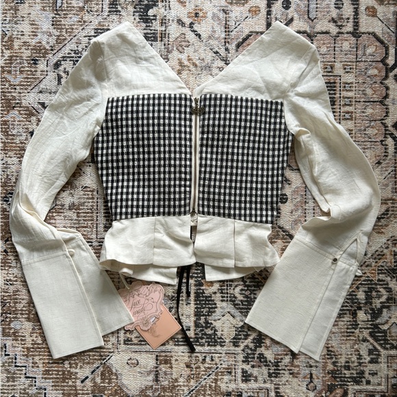 Lace Made Corset Top - Picture 4 of 4